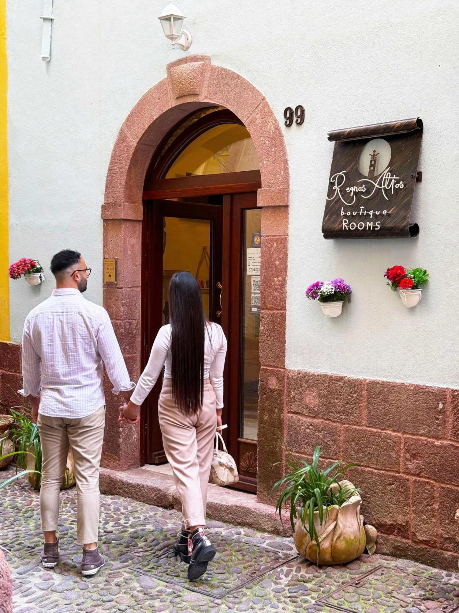 Regnos Altos Boutique Rooms Bosa Exterior foto